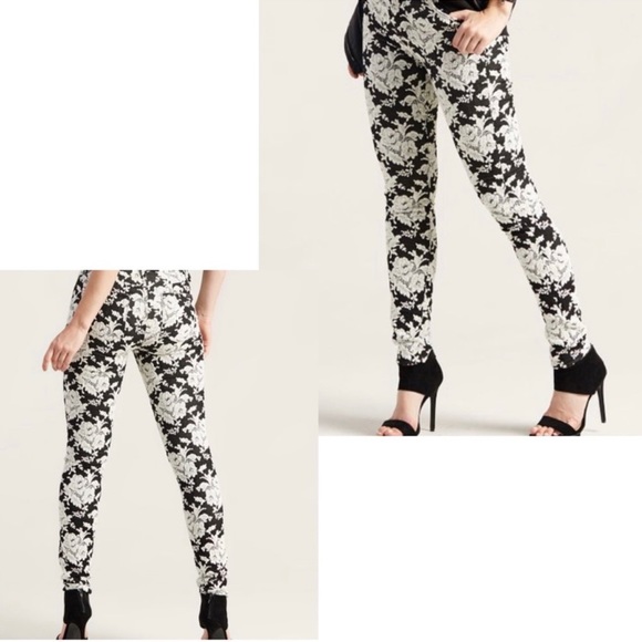7 FOR ALL MANKIND Lace Floral BLACK & WHITE SKINNY PANTS / JEANS | Sz 29 - Picture 2 of 10